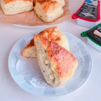 ゴルゴンゾーラでお食事スコーン