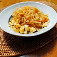 糸こんにゃくとゆで卵の炒め煮