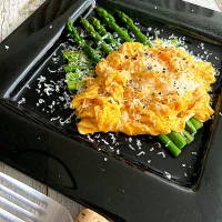 @きなこさんの料理 焼きアスパラふわとろ卵のせ|由美さん