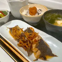 一切れでいいのに|くまちゃんさん